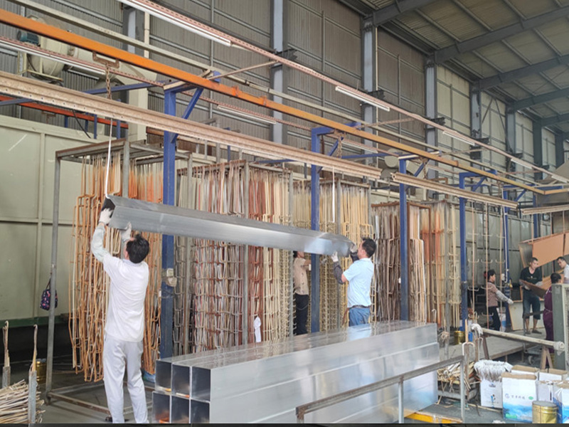 噴涂車(chē)間 噴涂車(chē)間